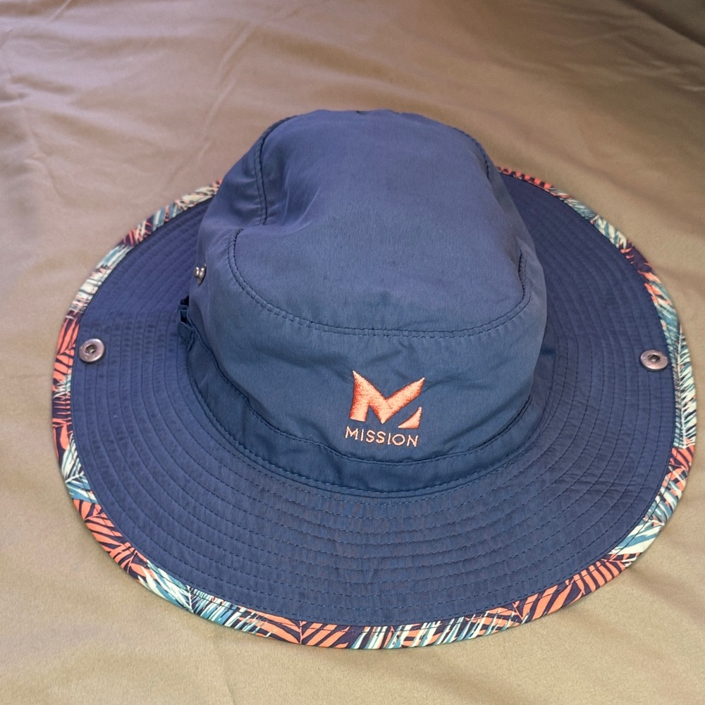 Mission Cooling Bucket Hat Navy Sea Palm